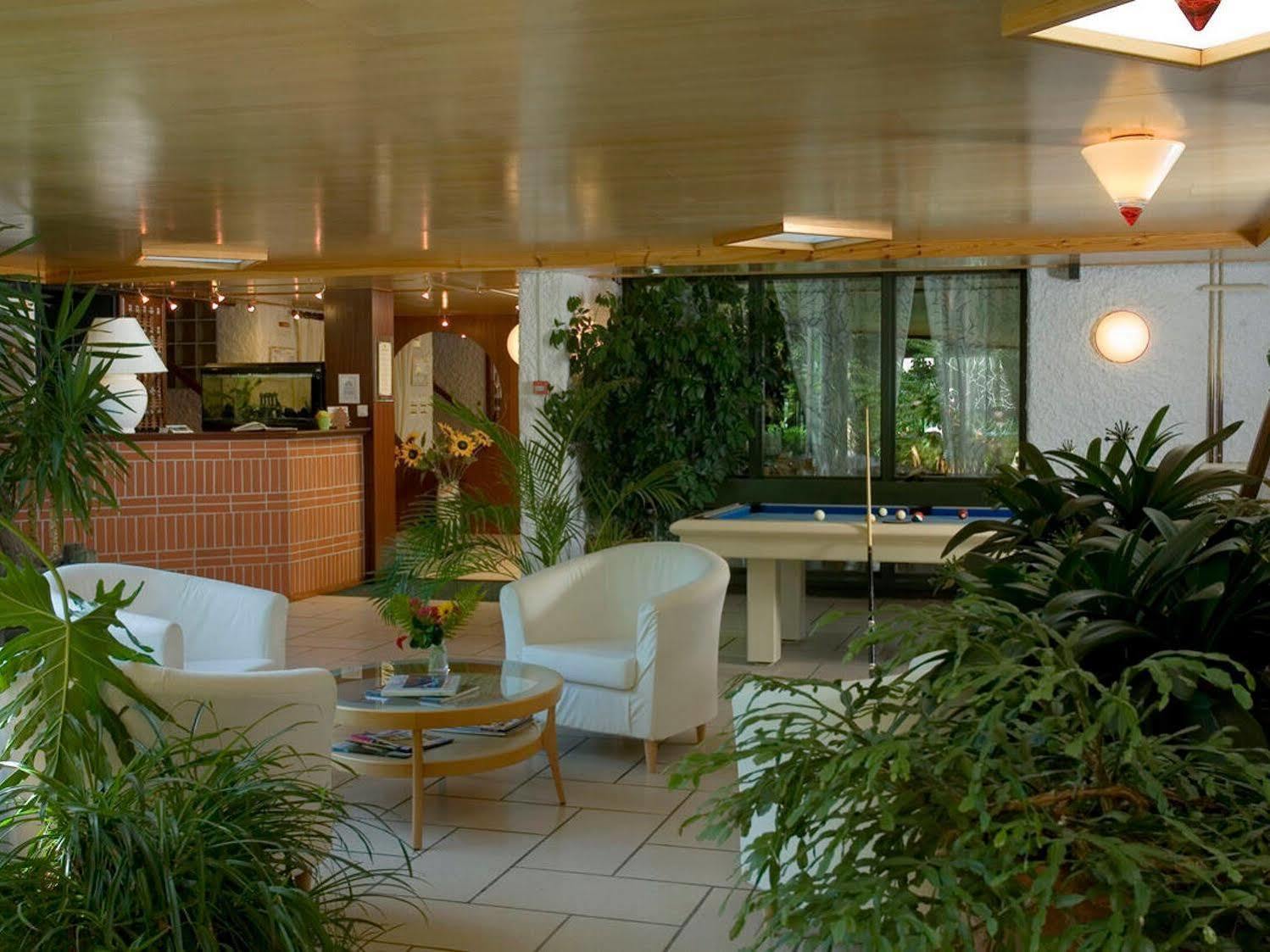 Logis Hotel Clair Matin Le Chambon-sur-Lignon Eksteriør billede